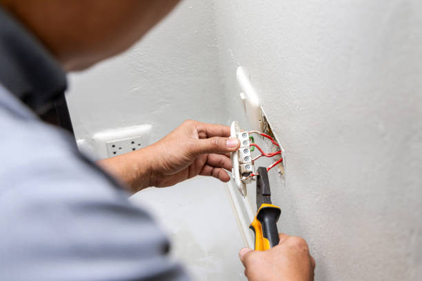Best Affordable Emergency Electrician  in Roosevelt, NY